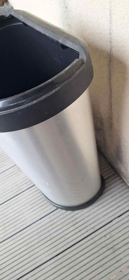Photo of free Bin without lid (TW8) #3