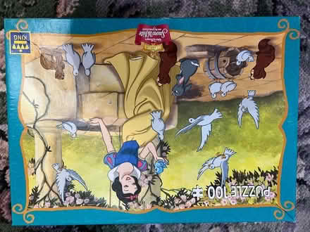 Photo of free 100 piece Snow White puzzle (Westbrook WA5) #1