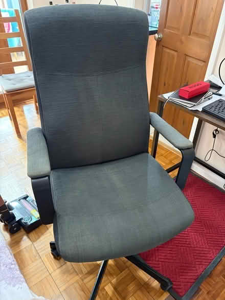 Photo of free Grey Office Chair with wheels (Matlock DE4) #1
