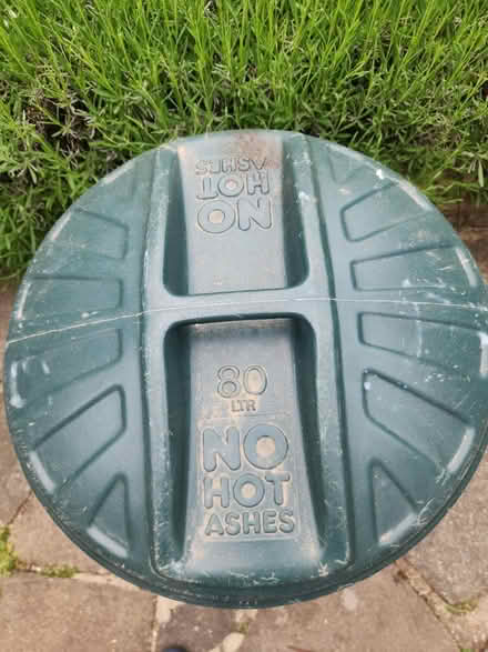 Photo of free Outdoor Bin 80L (St Albans) #2