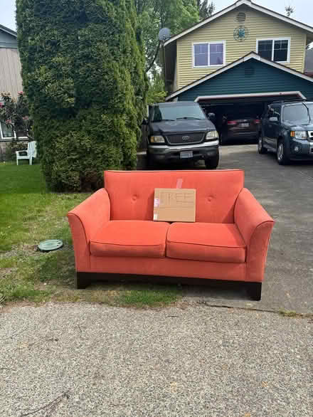 Photo of free Love seat (Poulsbo WA) #2