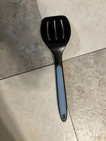 Photo of free spatula (NoHo 10012) #2
