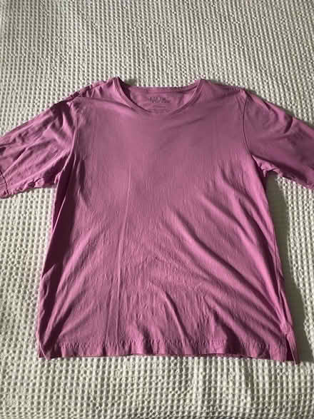 Photo of free T-shirt, size 16-18 (Surrey Quays SE16) #1