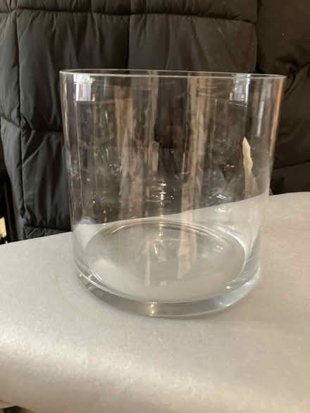Photo of free glass vase (NoHo 10012) #2