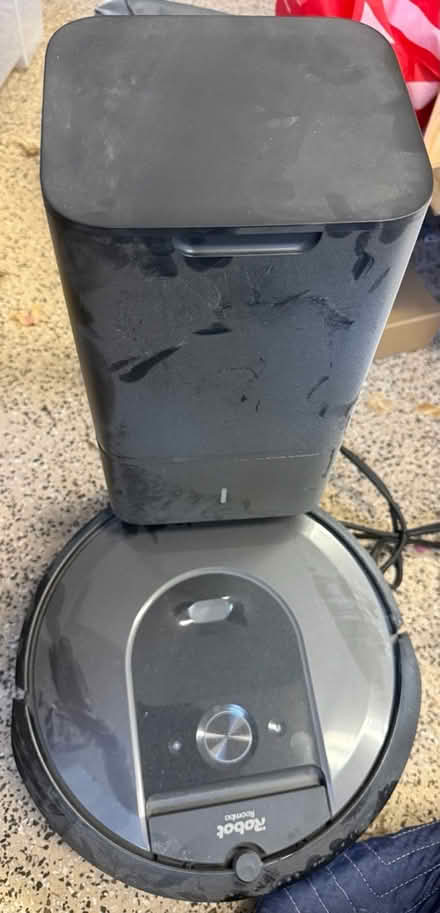Photo of free Roomba (West Menlo Park) #1