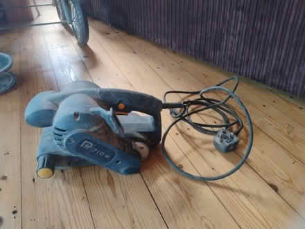 Photo of free Belt sander (Dumbarton road La13bx) #1