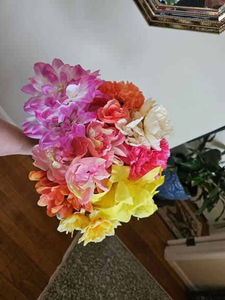 Photo of free 10 fake flowers (South San Francisco) #1