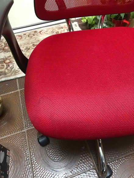 Photo of free desk chair (West San Jose by Lynbrook High) #3