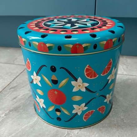 Photo of free Large decorative tin (Prestwood HP16) #1