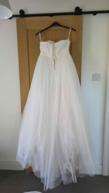 Photo of free Wedding dress brand new (CW2 wistaston) #3