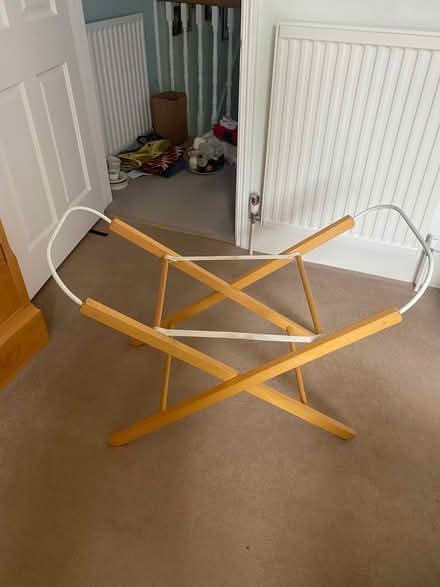 Photo of free Moses basket stand (Sunninghill SL5) #1