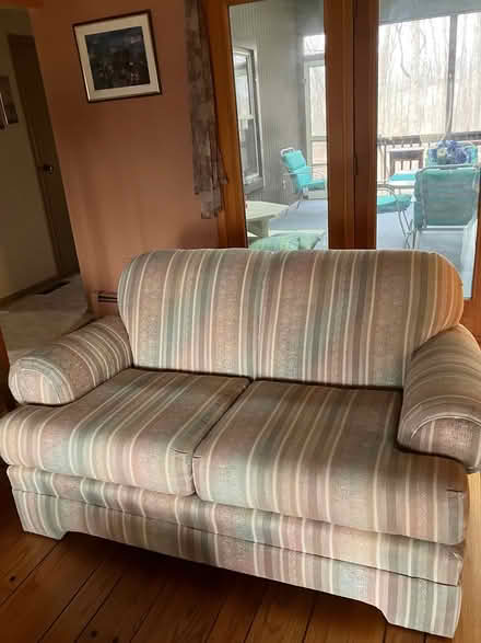 Photo of free Living room furniture (Downingtown pa area) #3