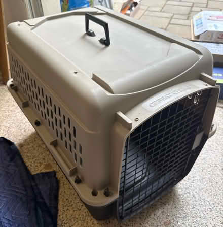 Photo of free Dog crate (West Menlo Park) #1