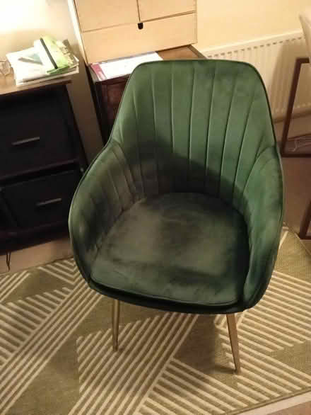 Photo of free Green chair - excellent condition (Brook Green W6 7DY) #1