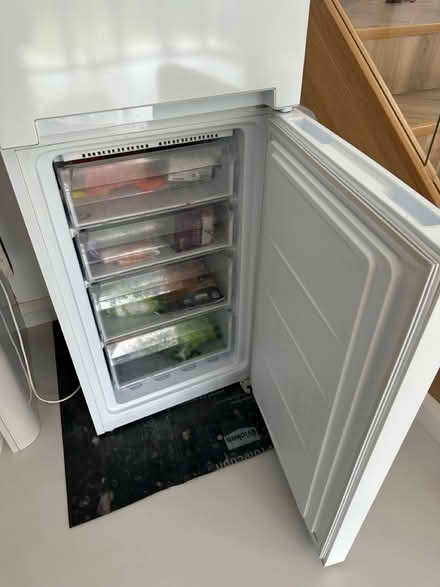 Photo of free Hotpoint White Fridge Freezer (Epsom KT18) #4