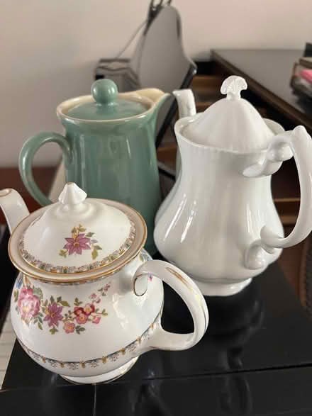 Photo of free Coffee pots and teapot (Teddington Tw11) #1