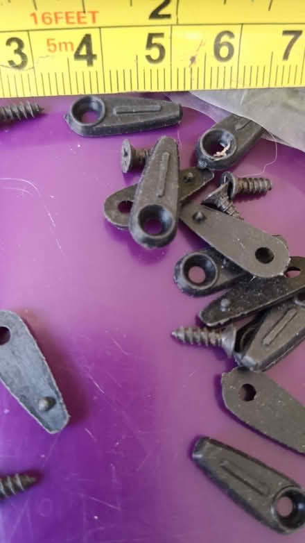 Photo of free "Frame turners" (DN21, Gainsborough) #1