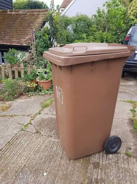 Photo of free Garden waste bin ( East Herts) (Braughing SG11) #1