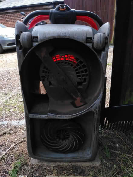 Photo of free Lawnmower (Heath and Reach, LU7) #3