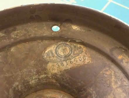Photo of free Antique Lamp fixture (Foster & California Ave) #4