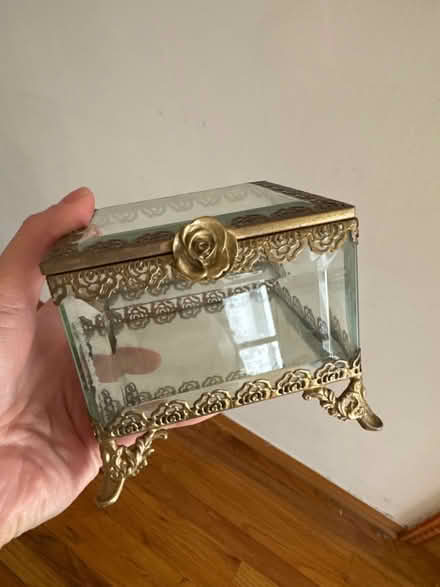 Photo of free Mirrored Jewelry Box (Lower East Side) #3