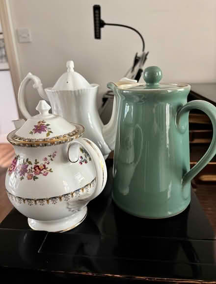 Photo of free Coffee pots and teapot (Teddington Tw11) #2