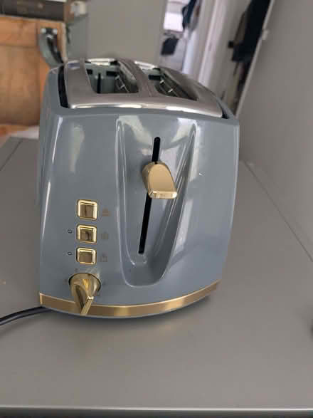 Photo of free Grey and Gold Toaster (West Hampstead NW6) #1