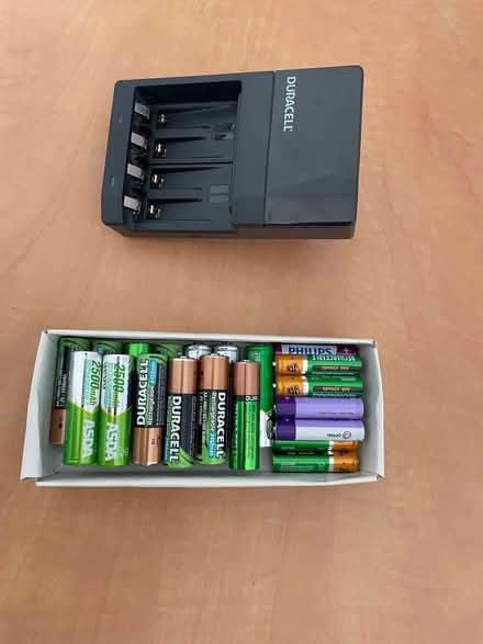 Photo of free rechargeable batteries & charger (Mills Hill M24) #1