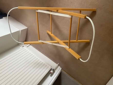 Photo of free Moses basket stand (Sunninghill SL5) #2