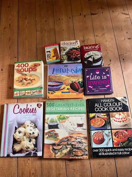 Photo of free Selection of cookery books. (Fairfield LA1) #1