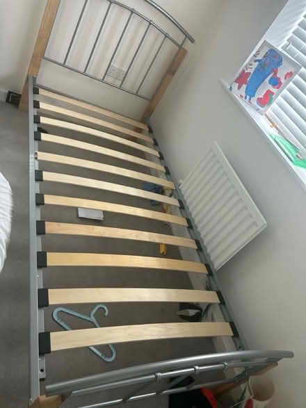 Photo of free Single bed frame (Witney OX29) #1