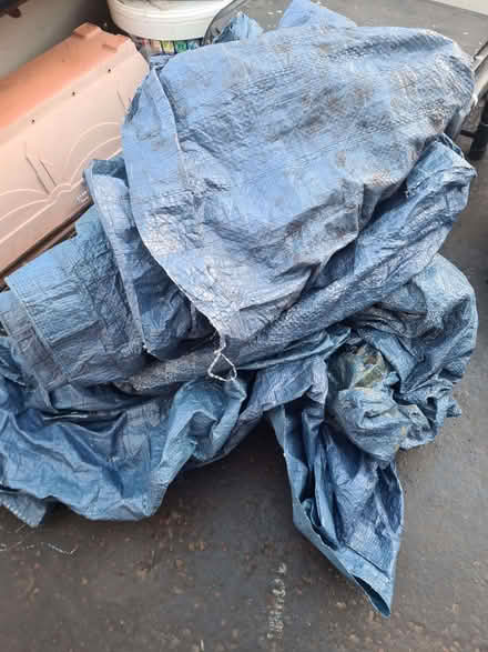 Photo of free Large tarpaulin with eyelets (Wicker S2) #2