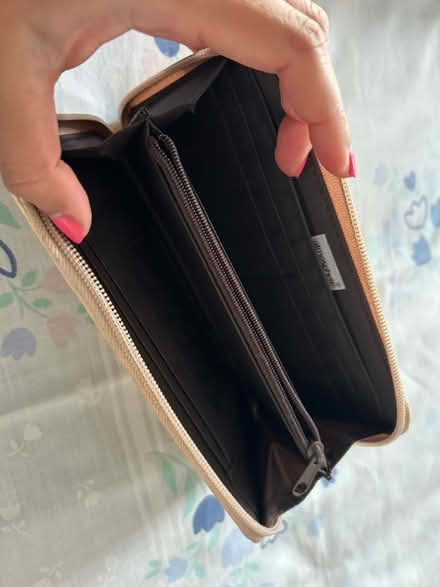 Photo of free Wallet (KT3 new malden) #2