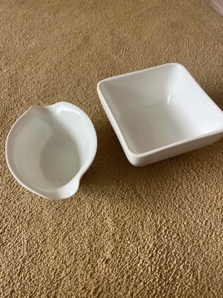 Photo of free Small serving bowls (Blacklands TN34) #1