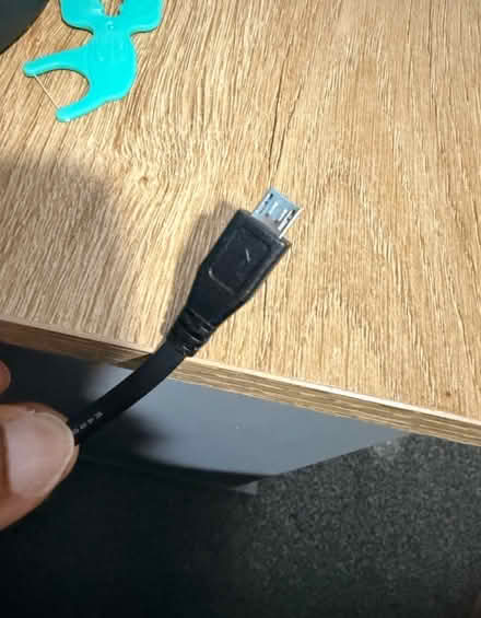 Photo of Android charger (Rock ferry) #1