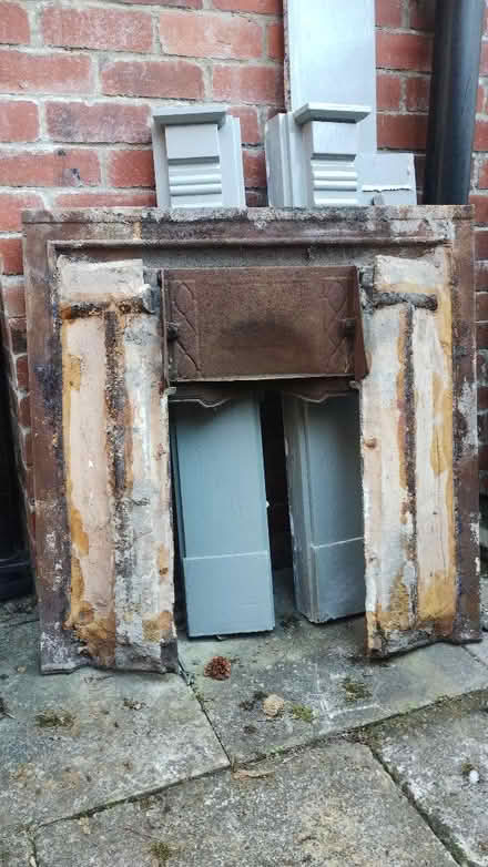 Photo of free Edwardian Fireplace (Oswestry SY11) #4