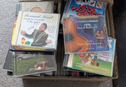 Photo of free French and Spanish music CDs (Central IP1) #1