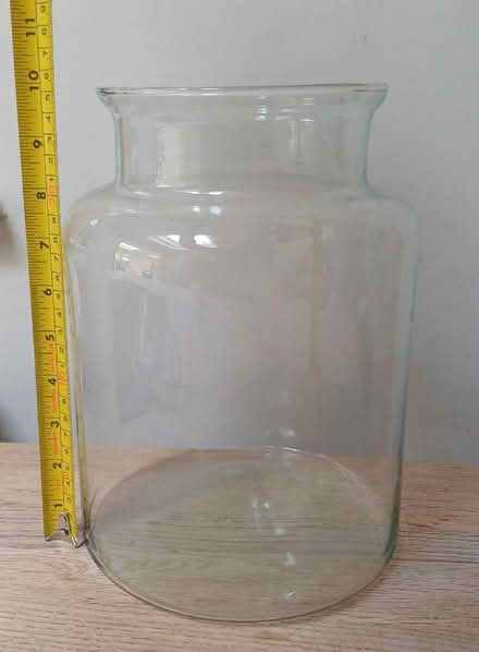 Photo of free Huge glass vase (Winkwell HP1) #1
