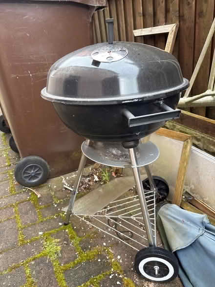 Photo of free BBQ (Rose Hill BB11) #1