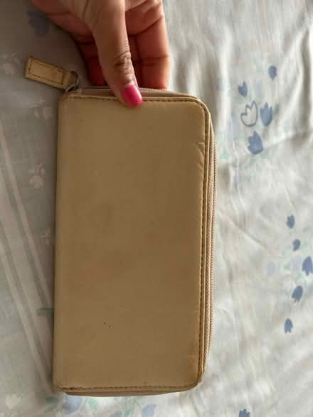 Photo of free Wallet (KT3 new malden) #1