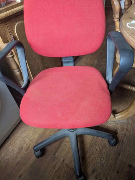 Photo of free Swivel chair (Grantham) #1