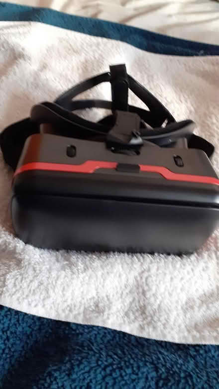Photo of free VR headset (Heaton NE6) #3