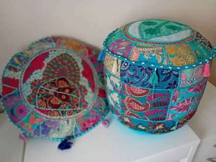 Photo of free floor cushion & pouffe (Danbury CM3) #1