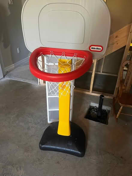Photo of free Basketball net, Christmas tree 6ft (Arnprior) #2