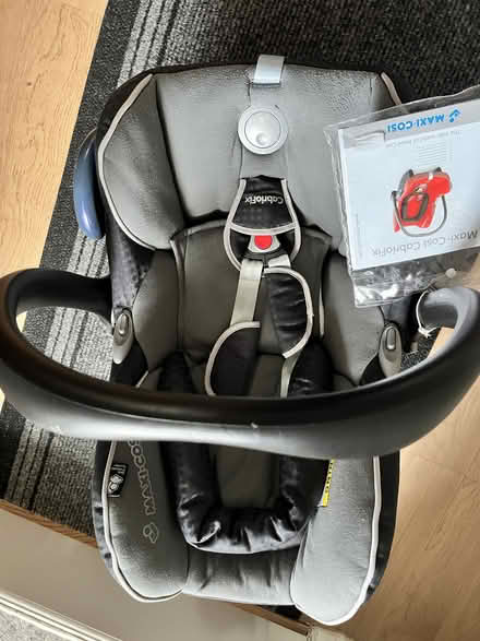 Photo of free Maxi Cosi baby car seat (Craigmount EH12) #1