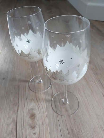 Photo of free Two wine glasses (DA8 Erith) #1