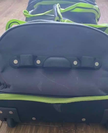 Photo of free Holdall (Sheffield S12) #3