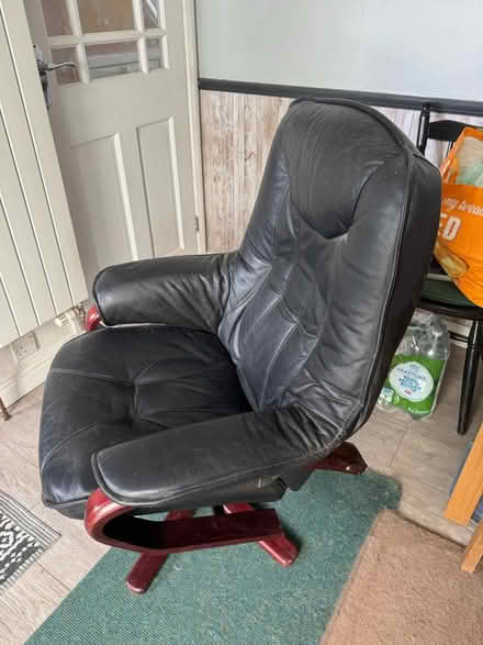 Photo of free Swivel chair (Fordhouses WV10) #1