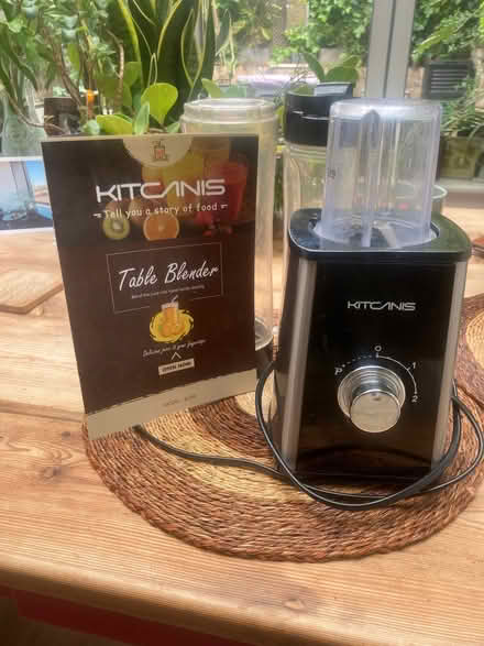 Photo of free Kitcanis Table Blender (Richmond TW10) #1