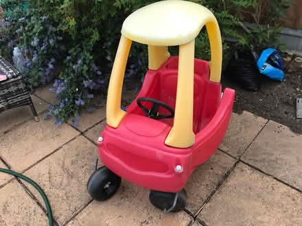 Photo of free Little tikes car - small version (Corringham SS17) #1